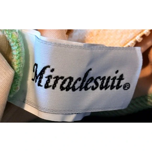 Miraclesuit One Piece Swimsuit Women Size 16 Green Black Halter Ruched Shaper - Picture 9 of 9